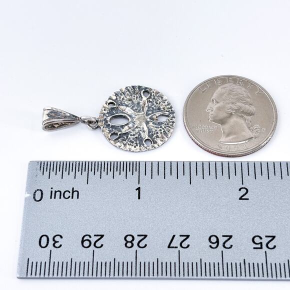 Vintage Sterling Silver 925 Sand Dollar Pendant Ocean Charm - Picture 6 of 6